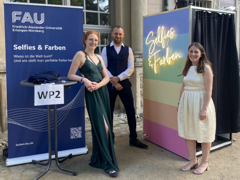 Outreach Photobooth at the Schlossgartenfest!