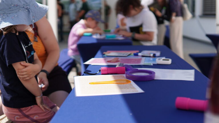 CRC1411 Outreach game played by over 300 families at Siemens One Summer Fest